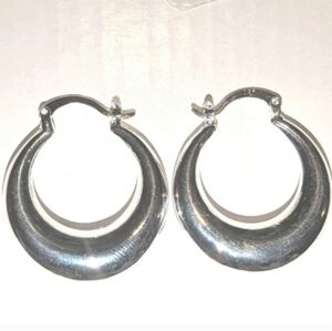 Womens 925 Sterling Solid Silver Elegant Round Pierced Hoop Earrings